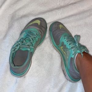Nike Running Shoes size 7